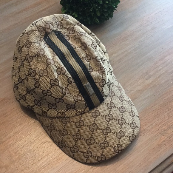 women's gucci baseball caps